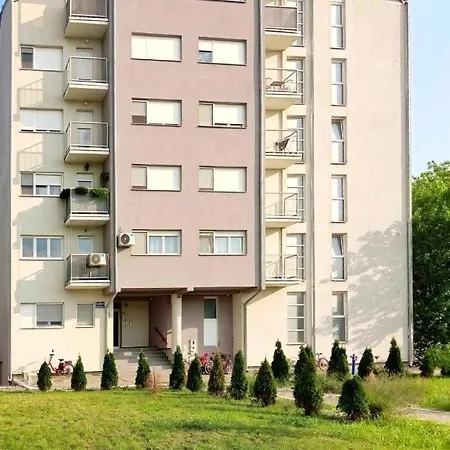 Antik Apartman Stara Pazova Exterior photo